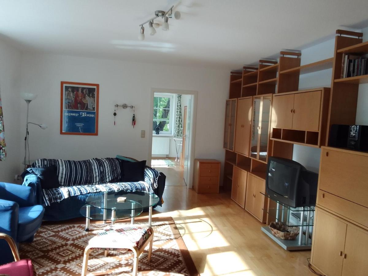 Wohnung Im Park Thulendorf Exterior foto